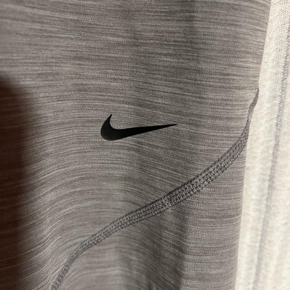Nike Dri-FIT Light Gray Leggings - Picture 2 of 4